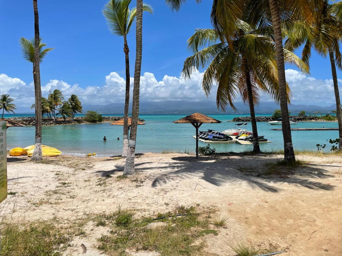 Cauris Lodge Du Marisol Vue Mer Acces Direct Plage Avec Citerne D Eau Le Gosier  Exteriör bild